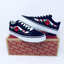 Load image into Gallery viewer, Hot Selling Van Old Skool Fear of God Women Mens Skate Sneakers Canvas Shoes Flowers YACHT CLUB Black White Red Blue Casual Shoes