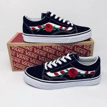 Load image into Gallery viewer, Hot Selling Van Old Skool Fear of God Women Mens Skate Sneakers Canvas Shoes Flowers YACHT CLUB Black White Red Blue Casual Shoes
